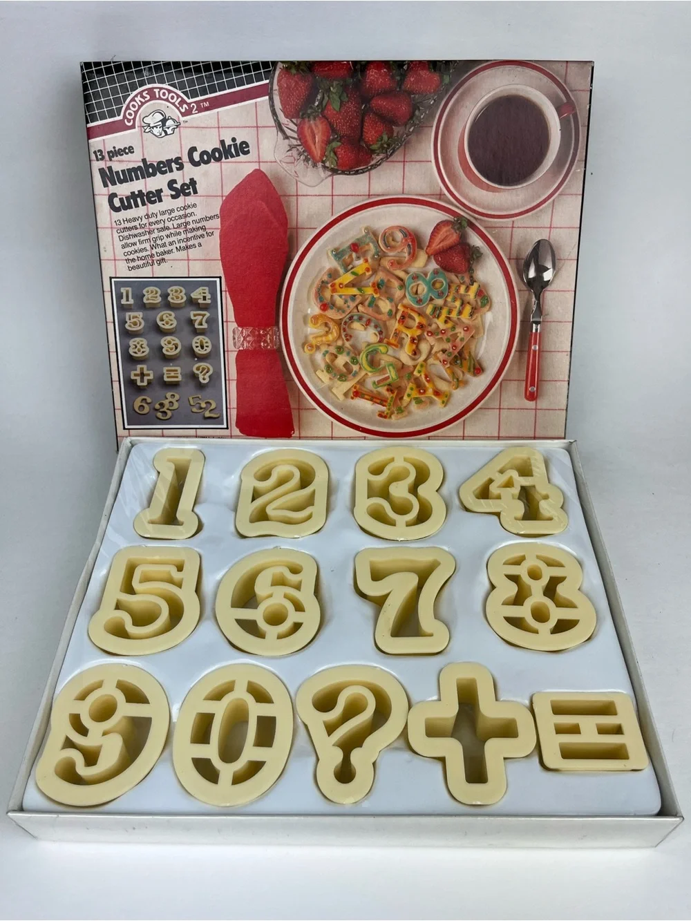 Vintage 80s Cooks Tools 13 Piece Large Numbers Cookie Cutter Set Sealed In Box